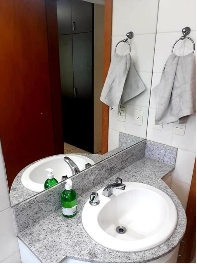 Flat padrão Biarritz Regiao. QUARTO 607 Brasília Exterior foto